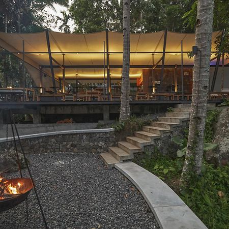 בניוואנגי Lintang Luku Tent Resort Ijen, Banyuwangi מראה חיצוני תמונה